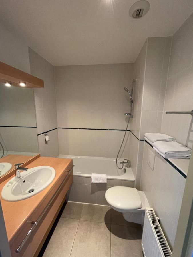 La Tour D'ivoire Reignier-Ésery Extérieur photo
